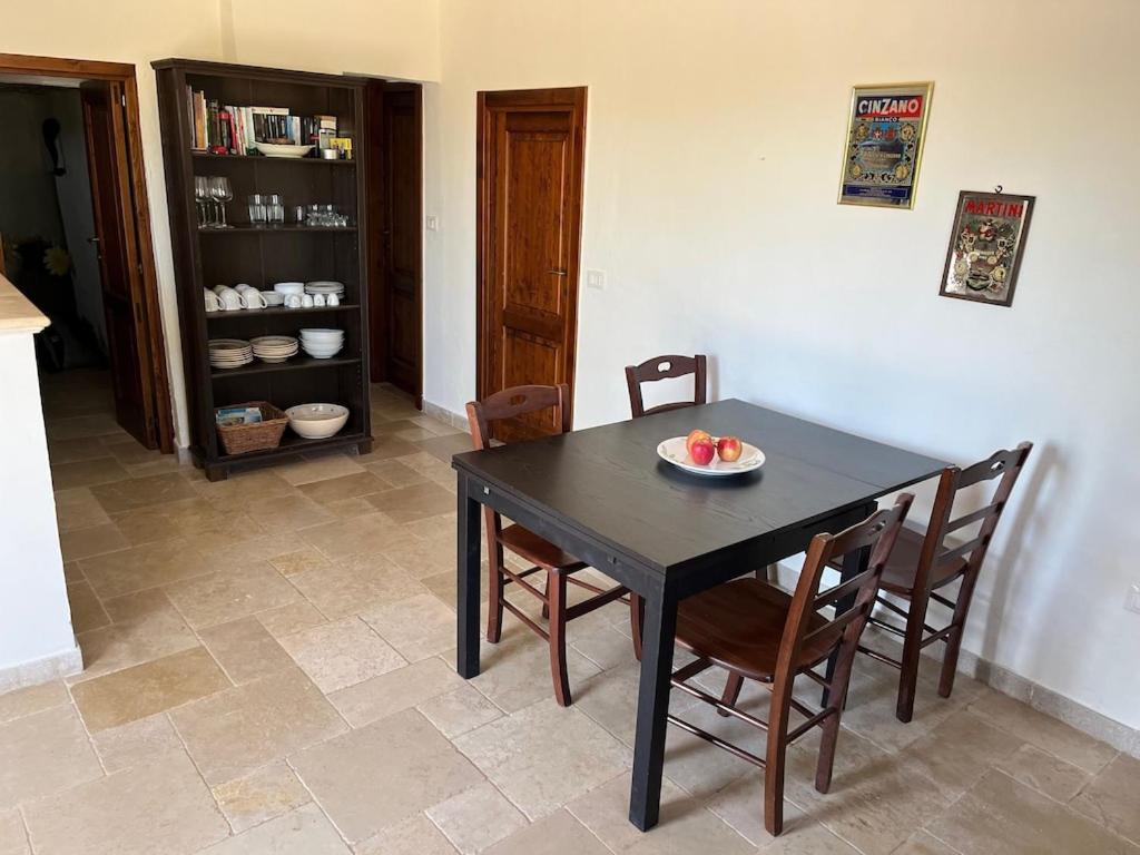 Casa Giuliveto - Charmantes Ferienhaus Mit Privatpool In Olivenhain Остуни Екстериор снимка