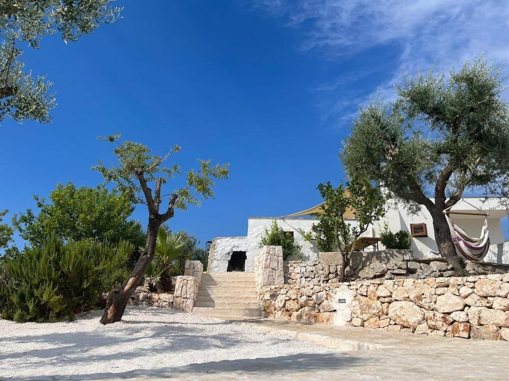 Casa Giuliveto - Charmantes Ferienhaus Mit Privatpool In Olivenhain Остуни Екстериор снимка