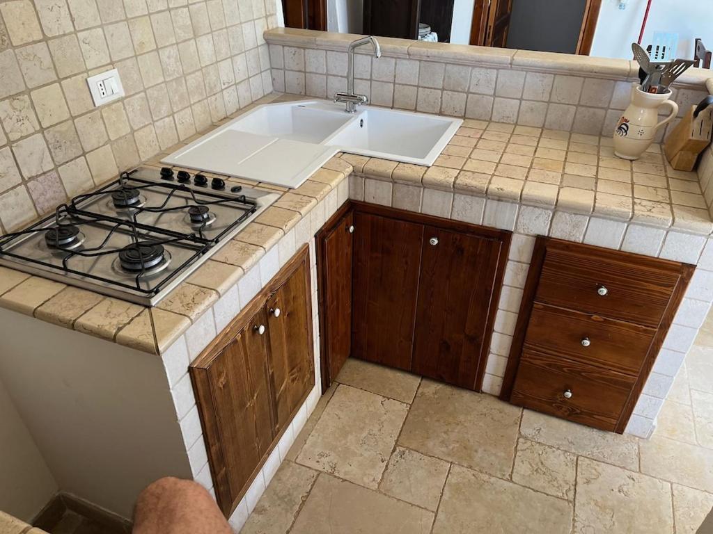 Casa Giuliveto - Charmantes Ferienhaus Mit Privatpool In Olivenhain Остуни Екстериор снимка